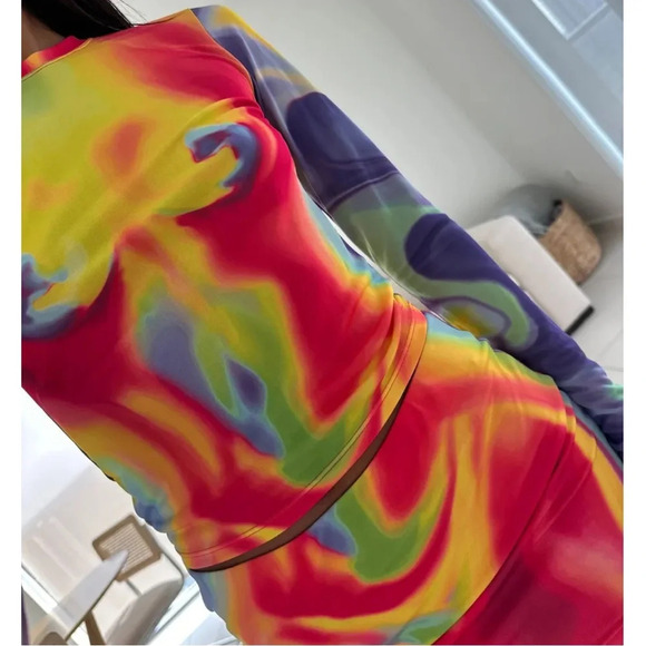 Revolve h:ours Rainbow Contour Long Sleeve Skirt Set - Picture 3 of 7